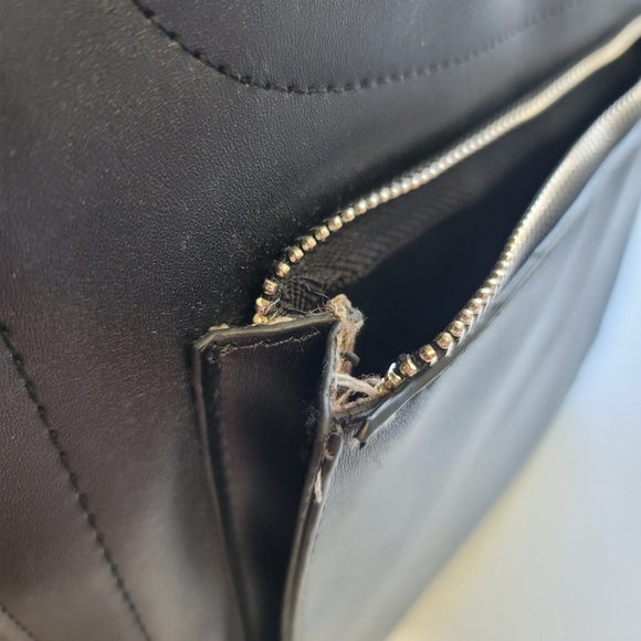 London Fog Tote Handbag - Picture 3 of 13